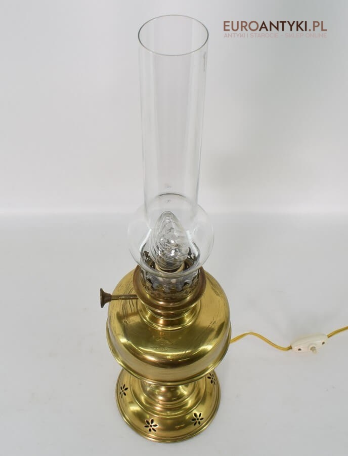 zabytkowa lampa naftowa zabytkowa lampa naftowa